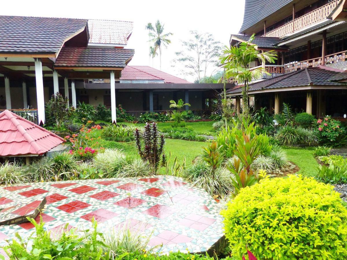Toraja Torsina Hotel Rantepao Exterior photo